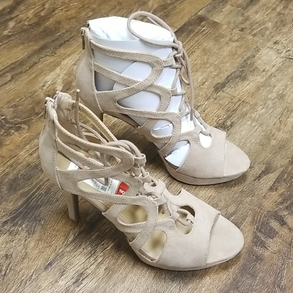 Report Laxy Lace-Up Platform Sandals - Picture 3 of 4